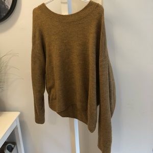 H&M crewneck sweater